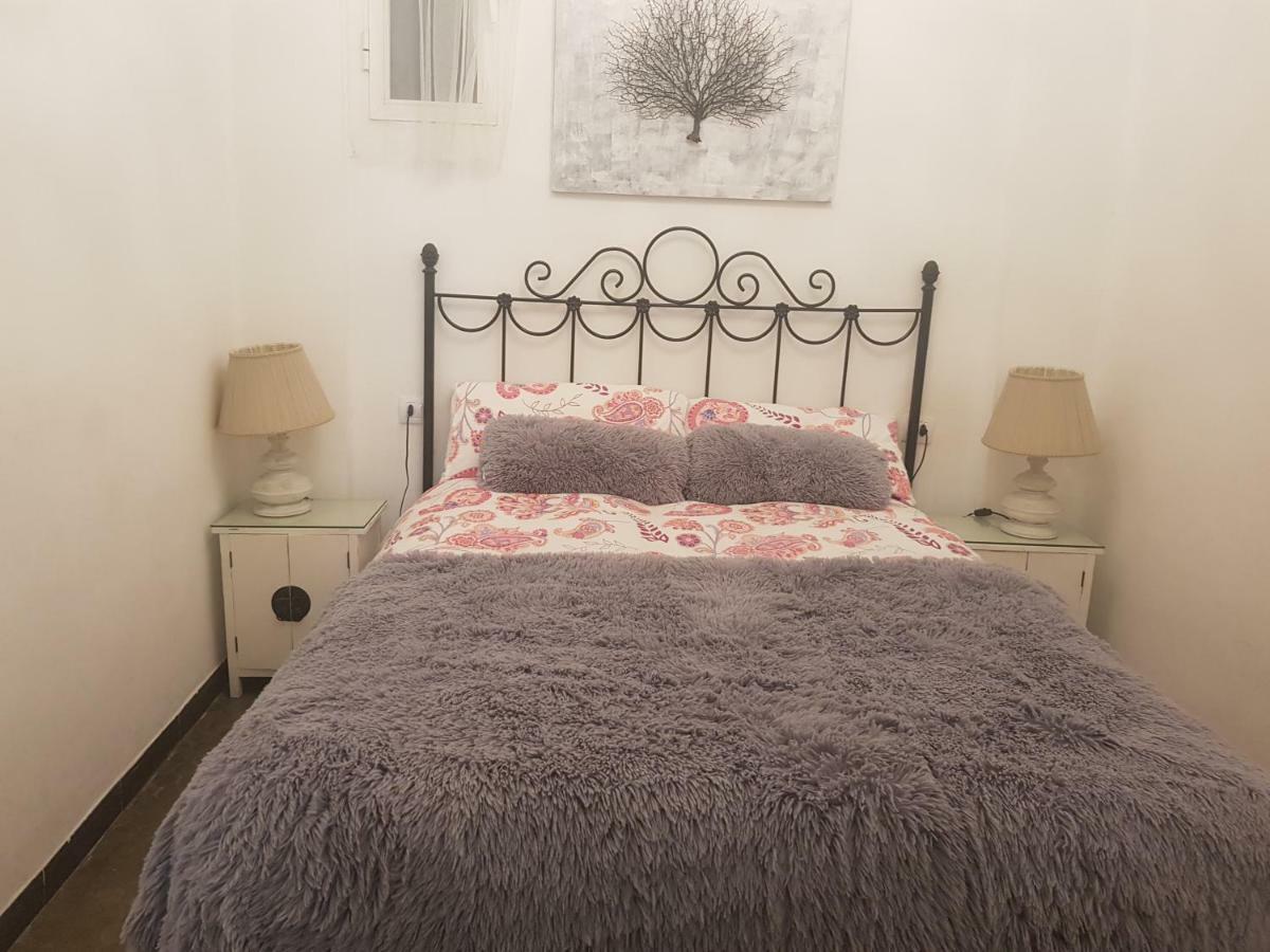 Apartamento centro frente a Torres de Serrano Valência Exterior foto